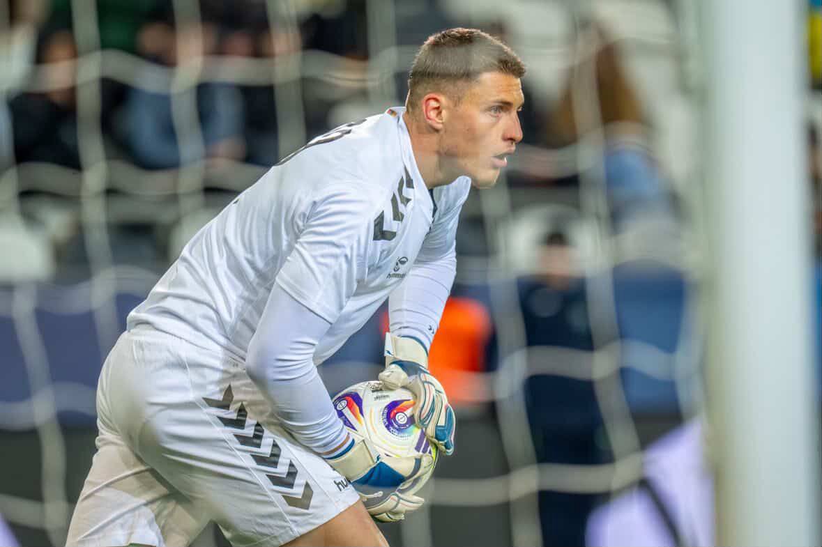Brave GK Unique NG: zápasové brankářské rukavice Arnasе Voitinovičiuse - Oficiální internetový obchod Brave GK