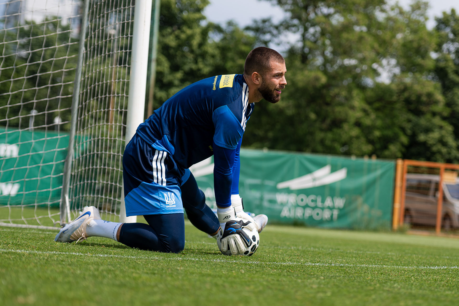 Georgij Jermakov absolvuje svůj debutový sraz s ukrajinskou reprezentací v rukavicích Brave GK Skill 2.0 - Oficiální internetový obchod Brave GK